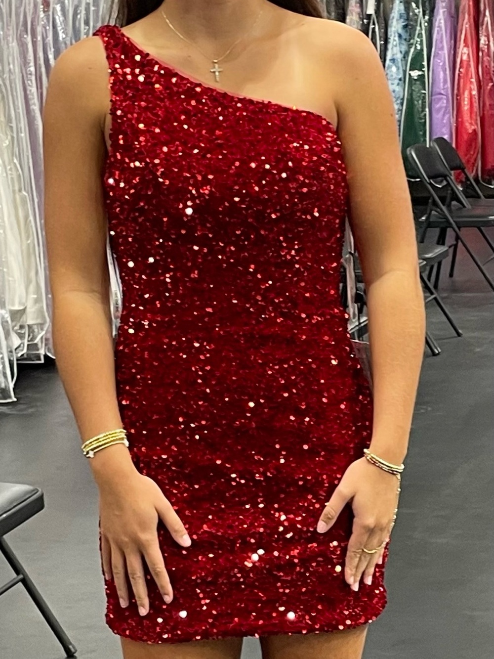 Sherri Hill Red Sequin Backless Mini Dress size 6. Homecoming dance or pageant - Picture 2 of 2